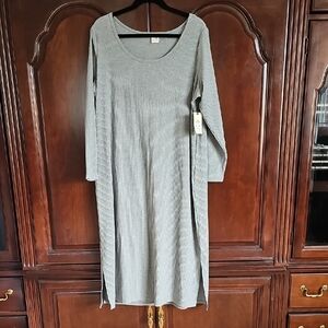 Terra & Sky Light Gray Ribbed Scoop-Neck Midi Dress